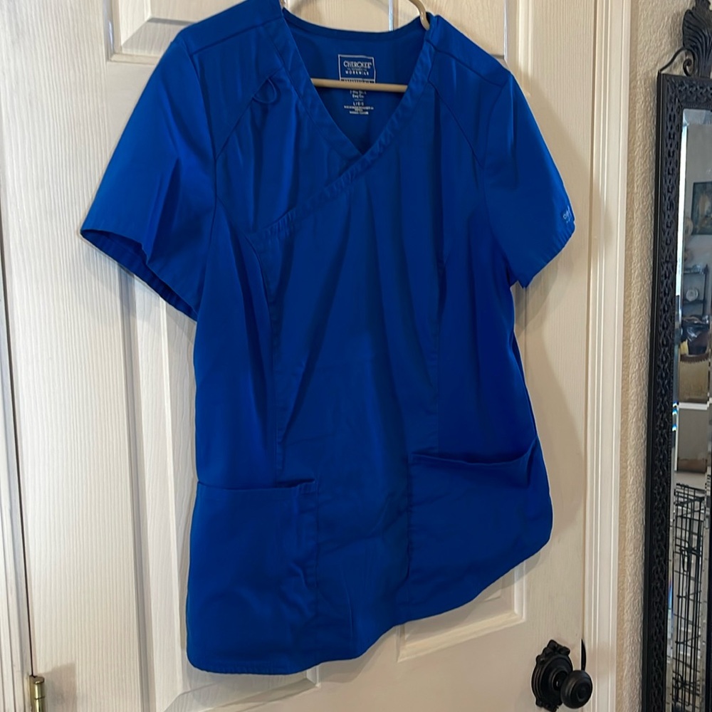 Lg Cherokee scrub top